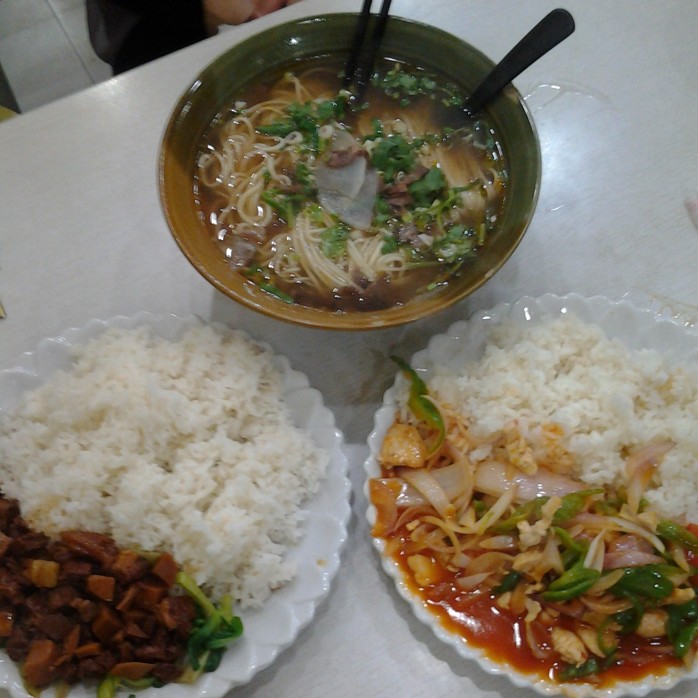 Makanan halal di Restoram Muslim di Nanjing